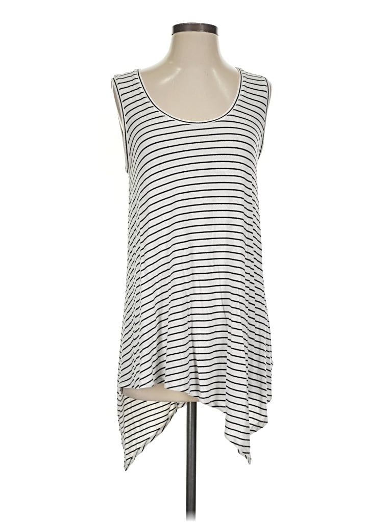 Pre-owned Apt. 9 Sleeveless T-shirt In Silver