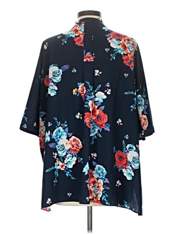 IMAN 3/4 Sleeve Blouse (view 2)