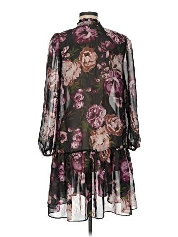 Julia Jordan Casual Dress (view 2)