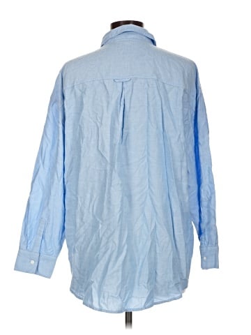 Old Navy Long Sleeve Button-Down Shirt (view 2)
