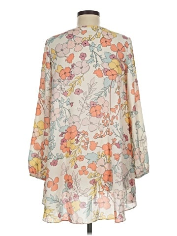 Nymphe 3/4 Sleeve Blouse (view 2)
