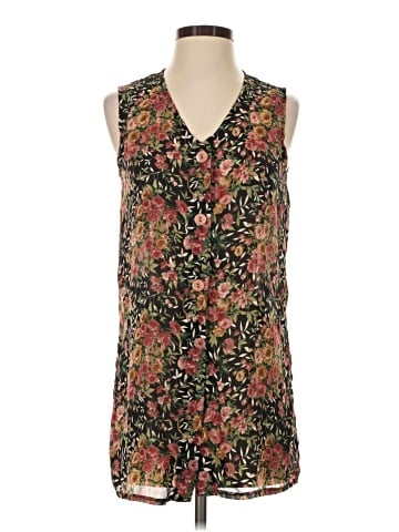 NYCC Sleeveless Blouse (view 1)