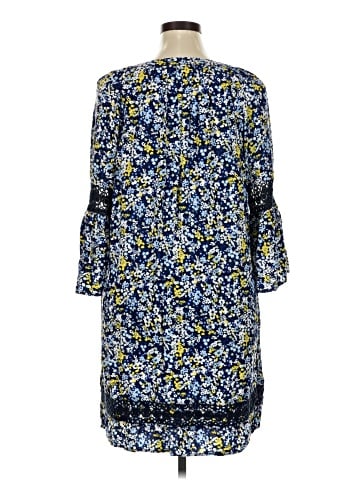 Crown & Ivy Casual Dress (view 2)