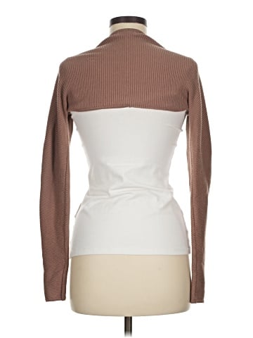 RSQ Shrug (view 2)