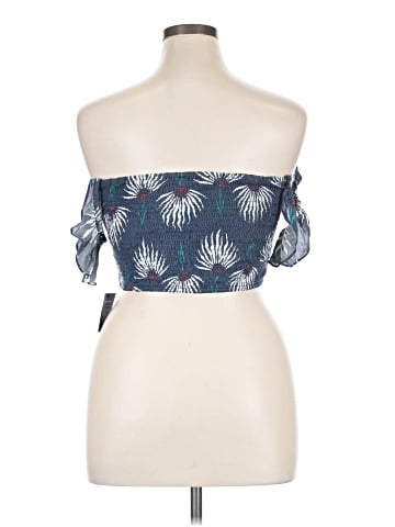 Lulus Sleeveless Blouse (view 2)