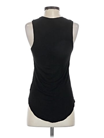 The Classic Sleeveless T-Shirt (view 2)