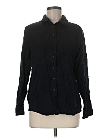 Universal Thread Long Sleeve Button-Down Shirt (view 1)