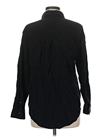 Universal Thread Long Sleeve Button-Down Shirt (view 2)