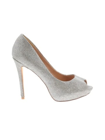 Badgley Mischka Heels (view 1)