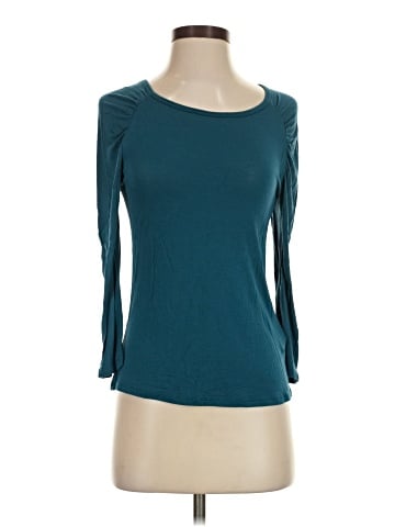 t.la 3/4 Sleeve Top (view 1)