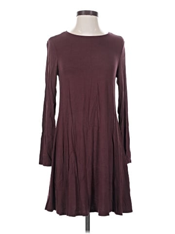 Old Navy Casual Dress (view 1)