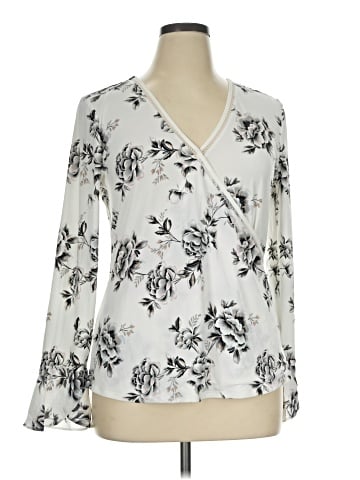 White House Black Market 3/4 Sleeve Blouse (view 1)