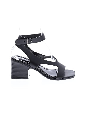 Mia Sandals (view 1)