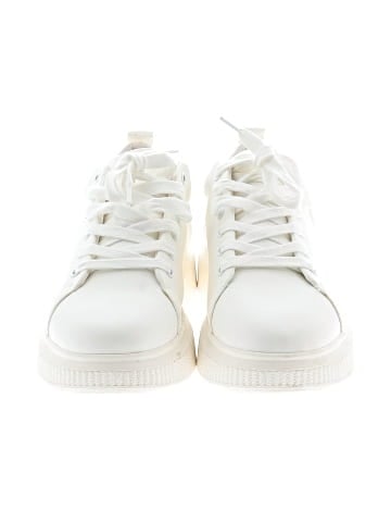 BP. Sneakers (view 2)