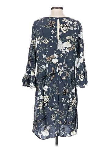 Old Navy Casual Dress (view 2)
