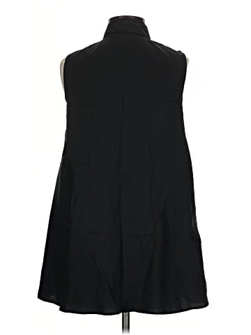 PaperWhite Sleeveless Button-Down Shirt (view 2)