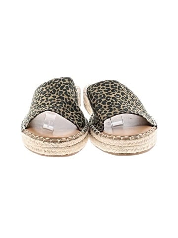 Old Navy Sandals (view 2)