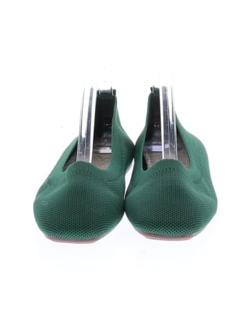 Unbranded Flats (view 2)
