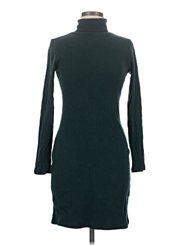 Old Navy Casual Dress (view 1)