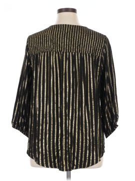 Torrid 3/4 Sleeve T-Shirt (view 2)