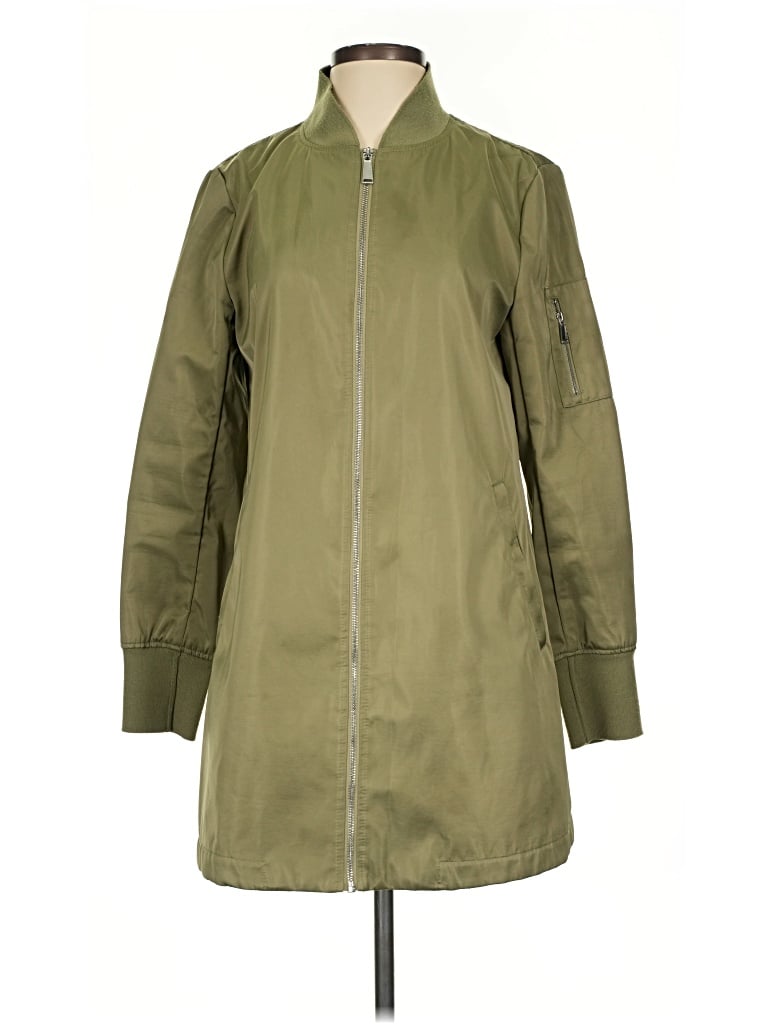 Pre-owned Bcbgeneration Raincoat In Green
