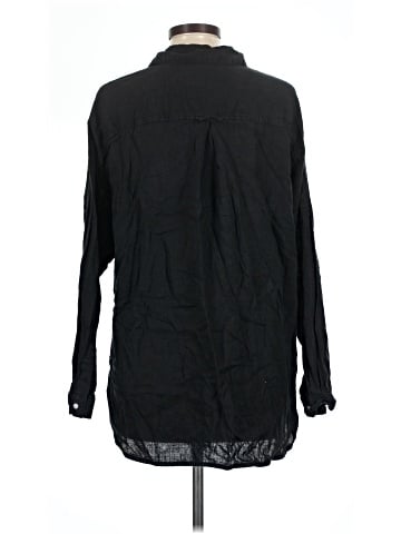 Old Navy Long Sleeve Button-Down Shirt (view 2)