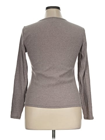 Old Navy Pullover Sweater (view 2)