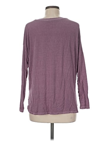 American Eagle Outfitters Long Sleeve T-Shirt (view 2)