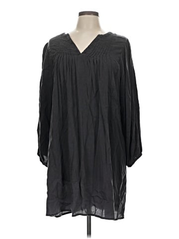 Old Navy Casual Dress (view 1)