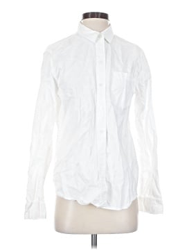 Universal Thread Long Sleeve Button-Down Shirt (view 1)