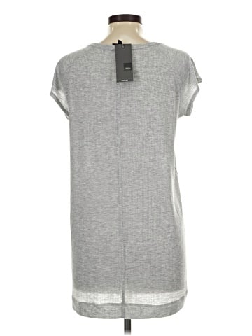 Mossimo Short Sleeve T-Shirt (view 2)