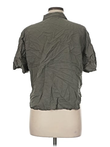 Uniqlo 3/4 Sleeve Button-Down Shirt (view 2)
