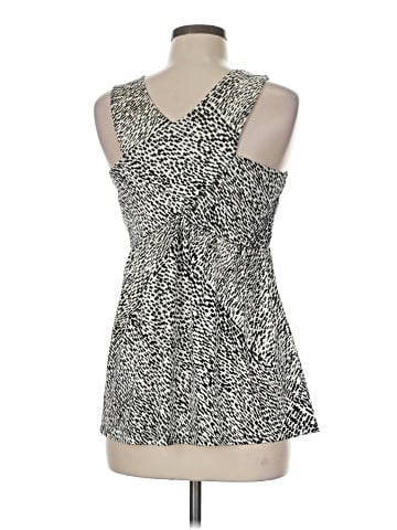 New York & Company Sleeveless Blouse (view 2)