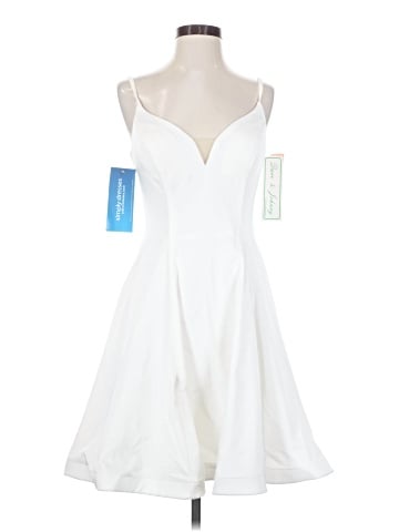 Dave & Johnny by Laura Ryner Cocktail Dress (view 1)