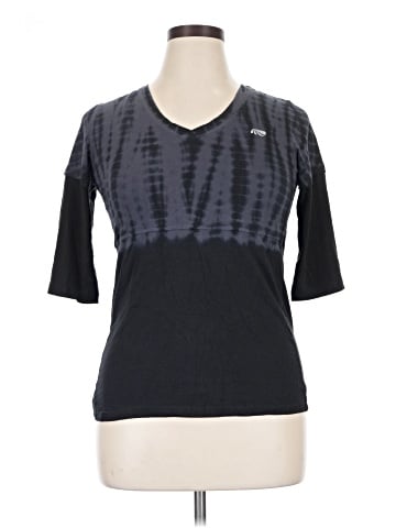 Marika Magic 3/4 Sleeve T-Shirt (view 1)