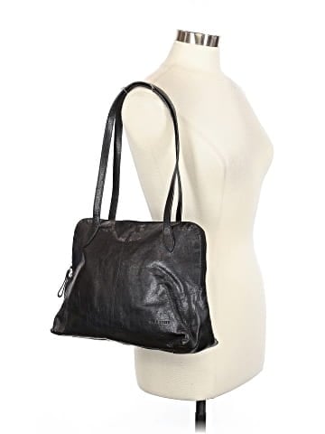 Wilsons Leather Leather Shoulder Bag (view 2)