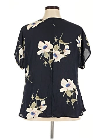 West Kei Short Sleeve Blouse (view 2)