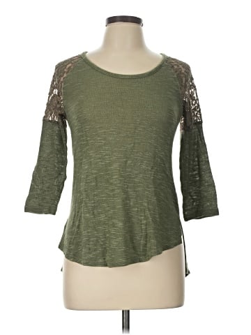 Candie's 3/4 Sleeve Top (view 1)