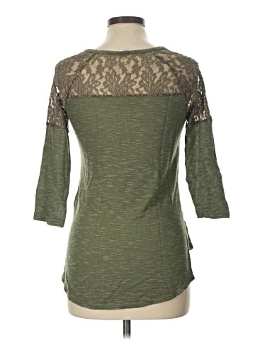 Candie's 3/4 Sleeve Top (view 2)