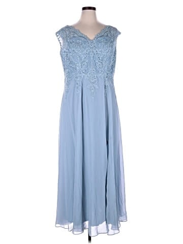 Oleg Cassini Cocktail Dress (view 1)