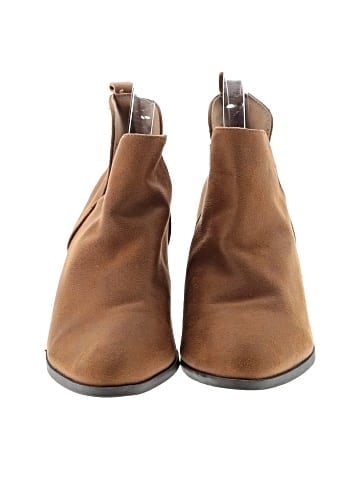 Journee Collection Ankle Boots (view 2)