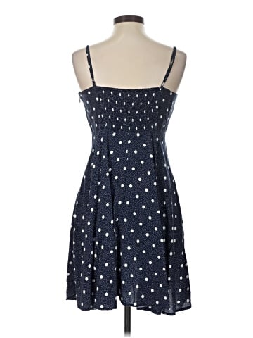Old Navy Casual Dress (view 2)