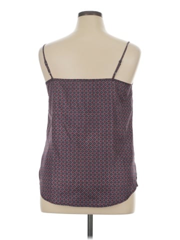 The Limited Tank Top (view 2)