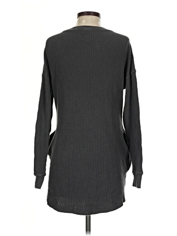 Gap - Maternity Long Sleeve T-Shirt (view 2)