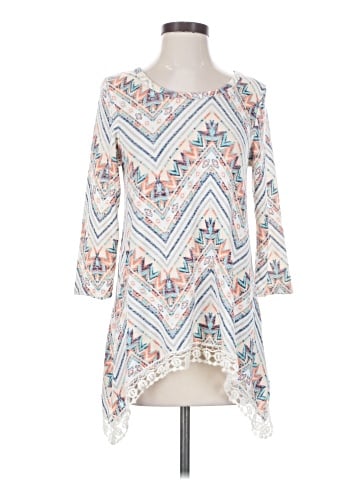 Absolutely Famous 3/4 Sleeve Blouse (view 1)