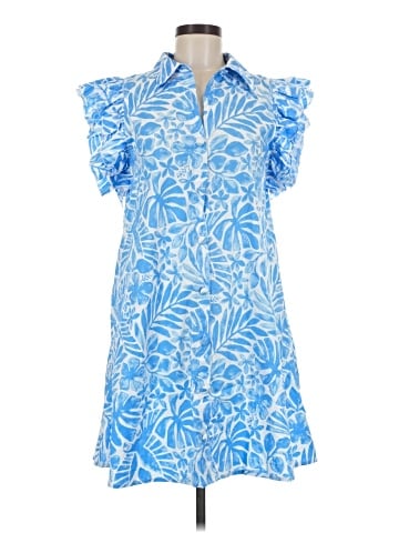 Crown & Ivy Casual Dress (view 1)