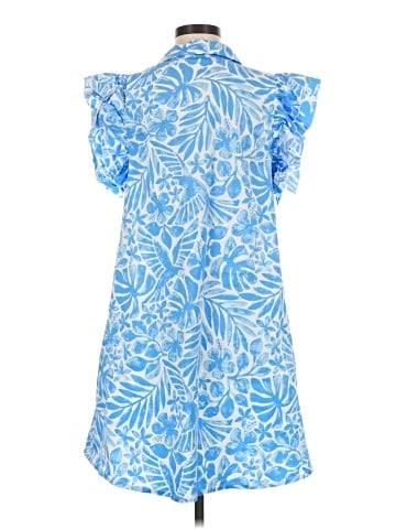 Crown & Ivy Casual Dress (view 2)