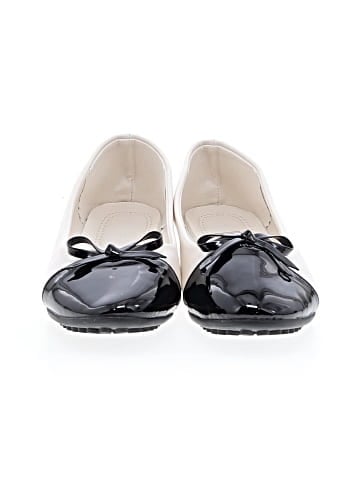 Unbranded Flats (view 2)