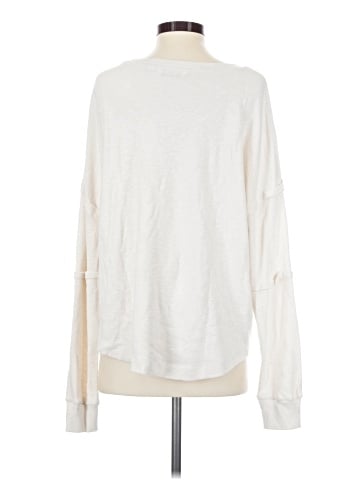 Peace Love World Sweatshirt (view 2)