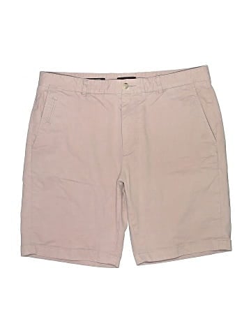 Vince. Khaki Shorts (view 1)